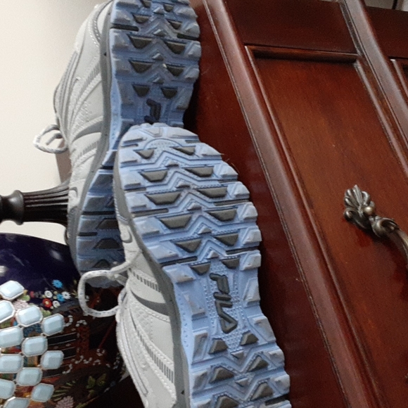 Fila Sneakers - Picture 2 of 9